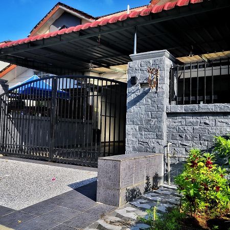 Skudai Homestay Pulai Perdana Near Utm Jpo And Taman Universiti Kampung Kangkar Pulai Exterior foto